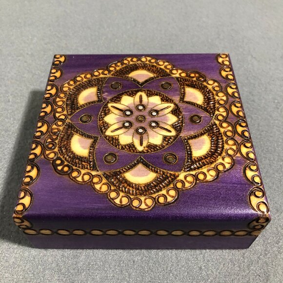Enchanted World of Boxes Polish Trinket Keepsake Box - Picture 1 of 9